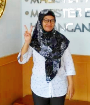 Direktur KJA Lutfi Windayani